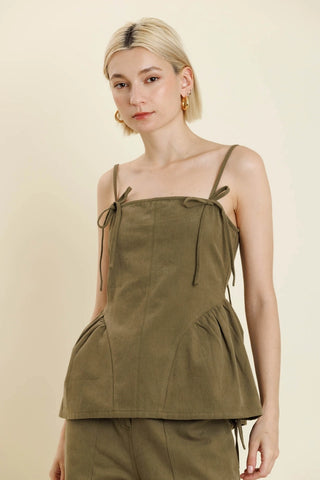 Bow Trim Top