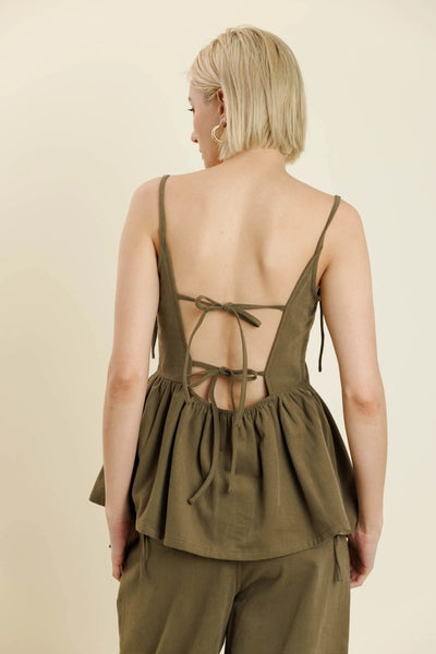 Bow Trim Top