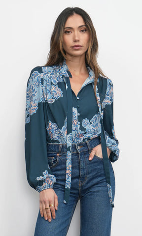 Cierra Blouse