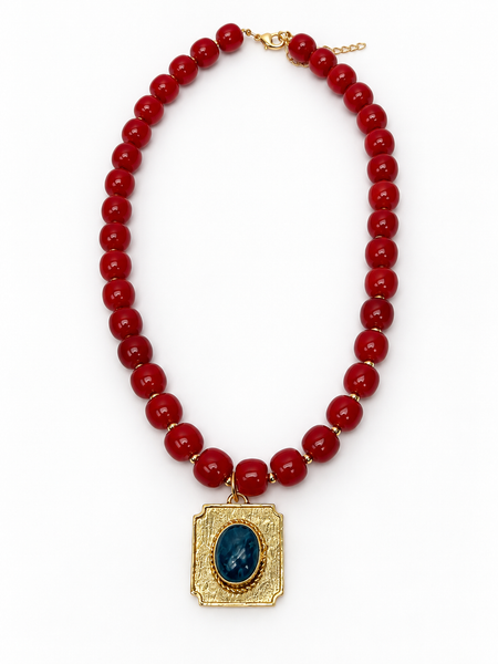 Beaded Necklace with pendant