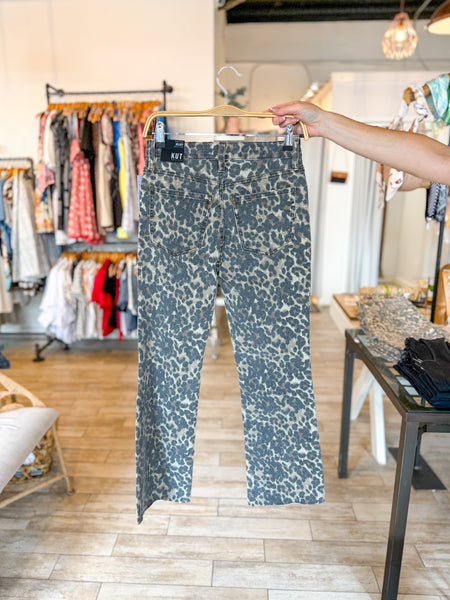 Kelsey HR Ankle Flare Denim