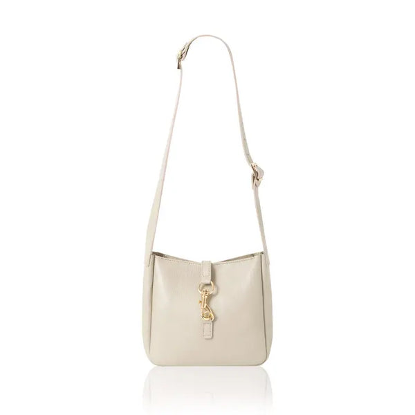 zip hook closure shoulder bag